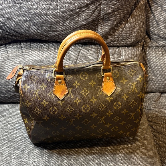 Louis Vuitton Monogram Speedy 30 Classic with lock and key - Picture 3 of 16